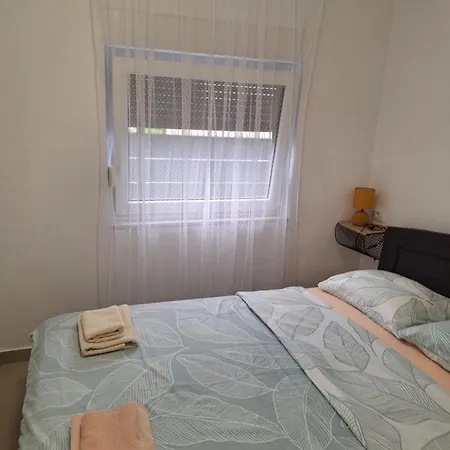 4 Apartament Nin