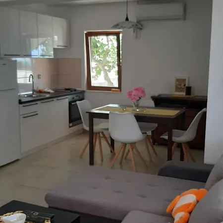 Apartment 4 You *