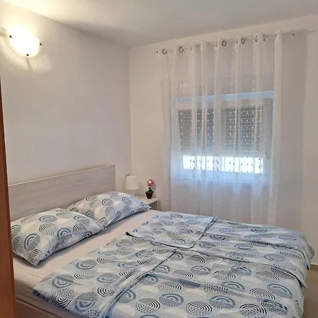 Apartment 4 You Nin